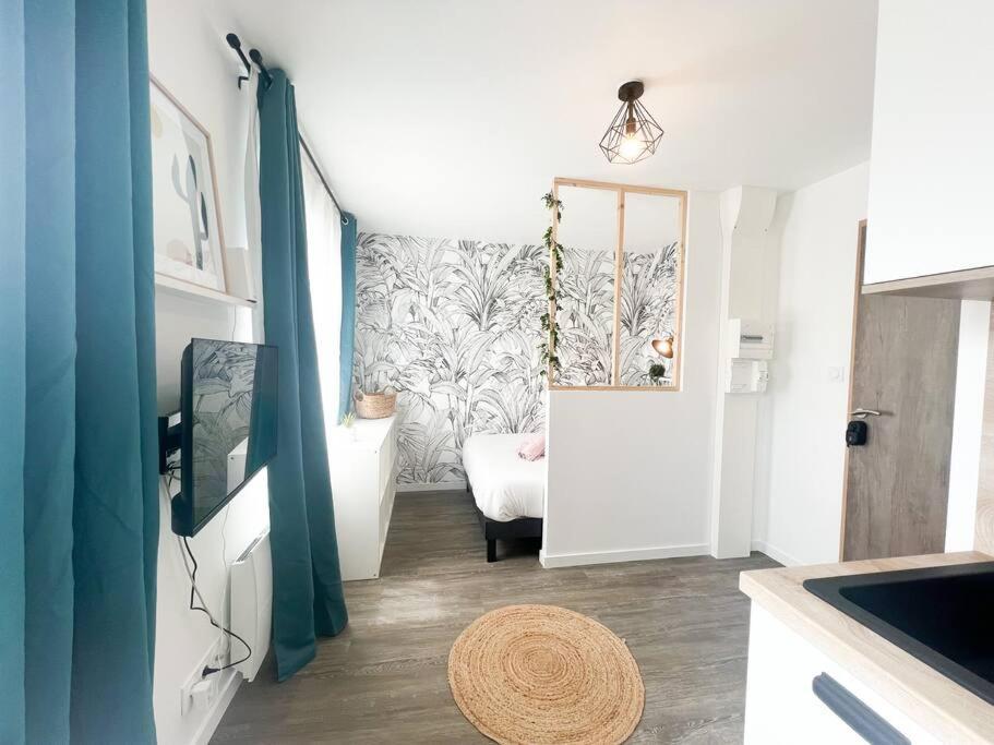 Suite Le Studio Litchi Baigne De Lumieres & Proche Des Plages Saint-Nazaire  Ngoại thất bức ảnh